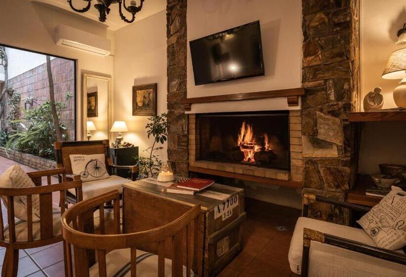 Отель Posada Manuel Lobo