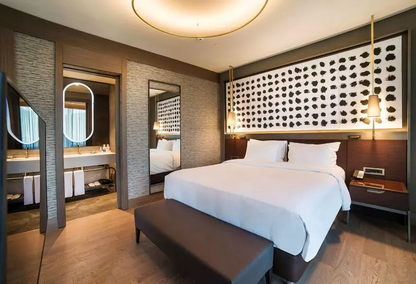 Radisson Collection Hotel, Vadistanbul