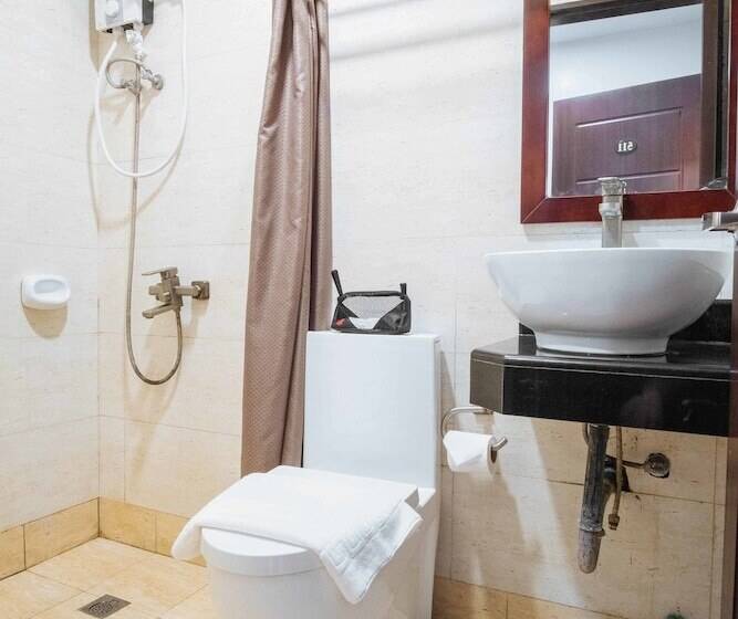 Hotel Reddoorz Plus Near Cebu Capitol