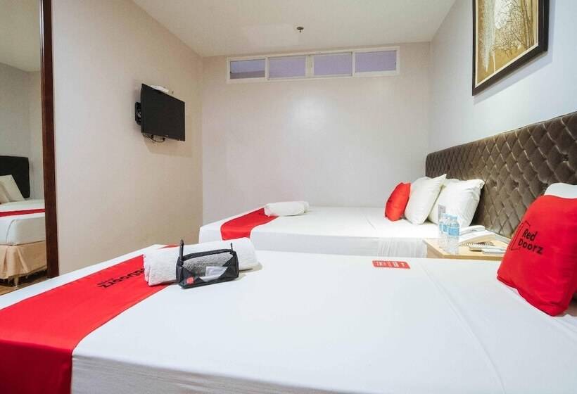 Hotel Reddoorz Plus Near Cebu Capitol