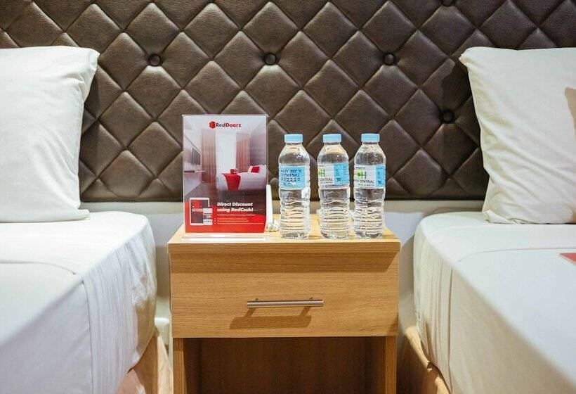 Hotel Reddoorz Plus Near Cebu Capitol