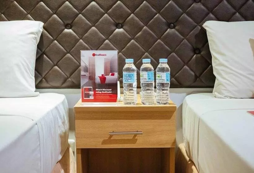هتل Reddoorz Plus Near Cebu Capitol
