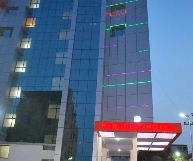 Hotel Republic
