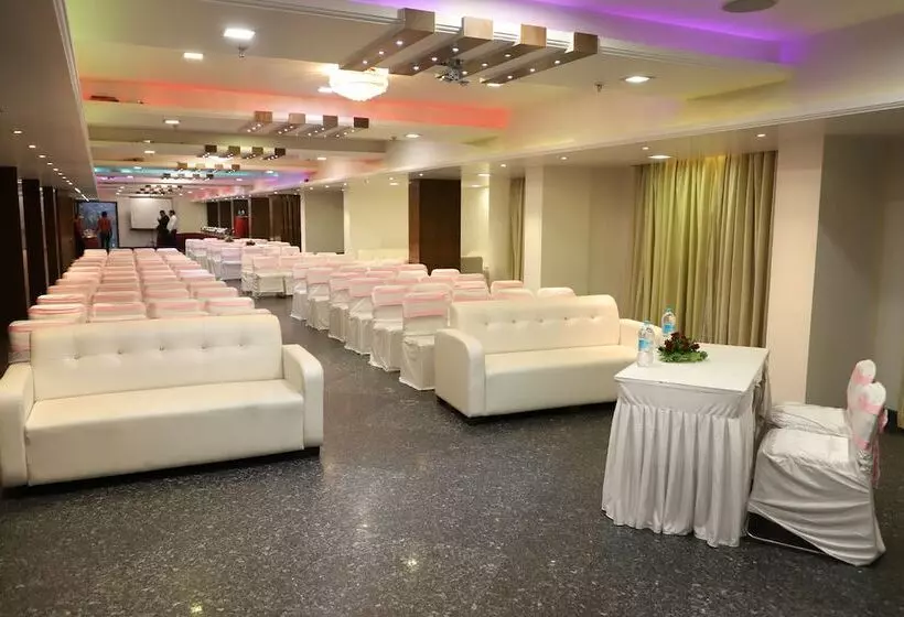 Hotel Republic