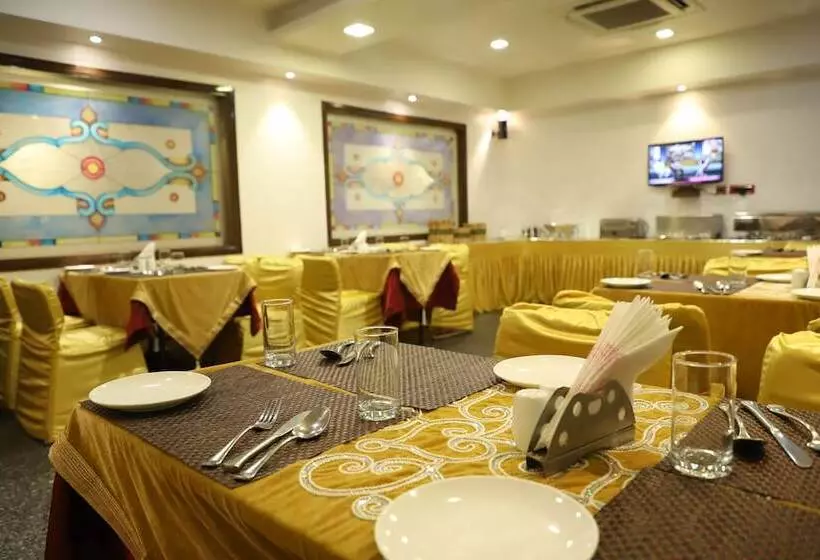 Hotel Republic