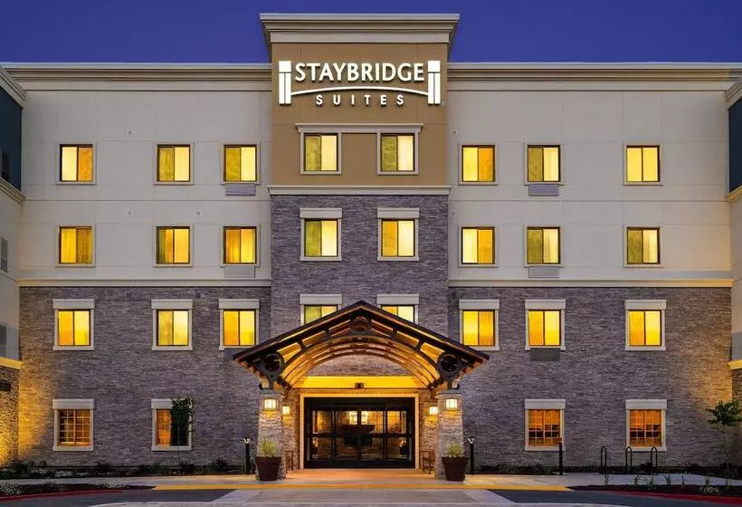 Hotelli Staybridge Suites   Newark   Fremont, An Ihg