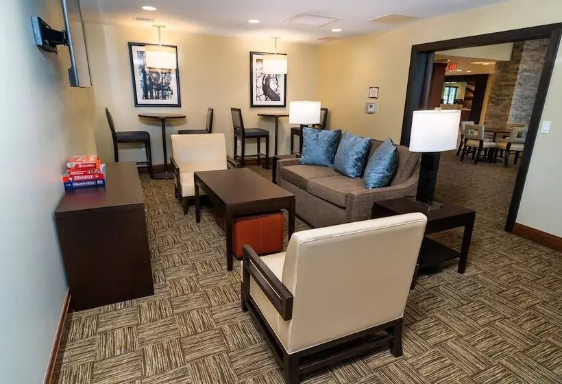 Hotelli Staybridge Suites   Newark   Fremont, An Ihg