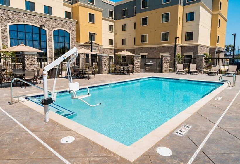 فندق Staybridge Suites   Newark   Fremont, An Ihg