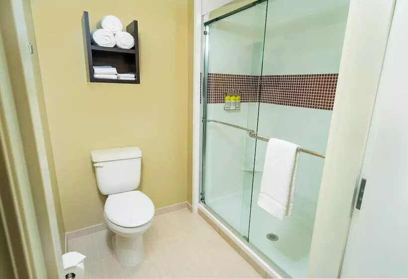 Hotelli Staybridge Suites   Newark   Fremont, An Ihg