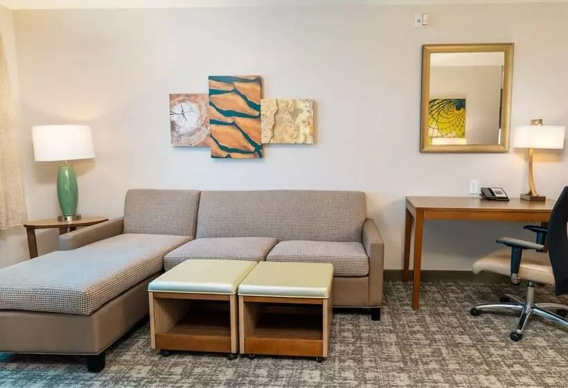 Hotelli Staybridge Suites   Newark   Fremont, An Ihg