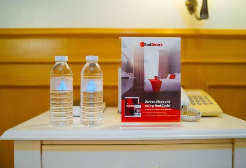 בית מלון כפרי Reddoorz Premium @ Korea Town Angeles City