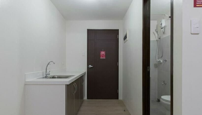 בית מלון כפרי Zen Rooms Vinia Edsa Q.c