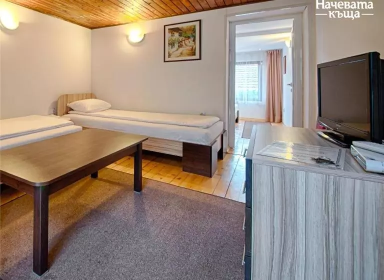 پانسیون Guest House Nachevata Kashta