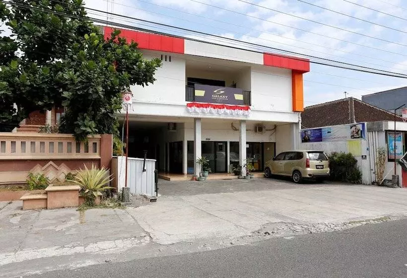 Majatalo Reddoorz Near Adisucipto Airport 3