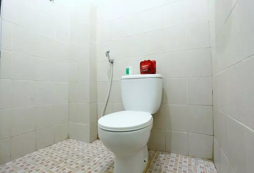 Majatalo Reddoorz Near Adisucipto Airport 3
