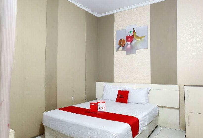פנסיון Reddoorz Near Adisucipto Airport 3