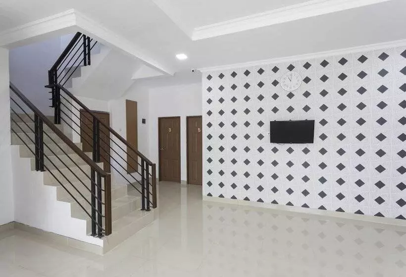 Majatalo Reddoorz Plus @ Boulevard Residence Bsd