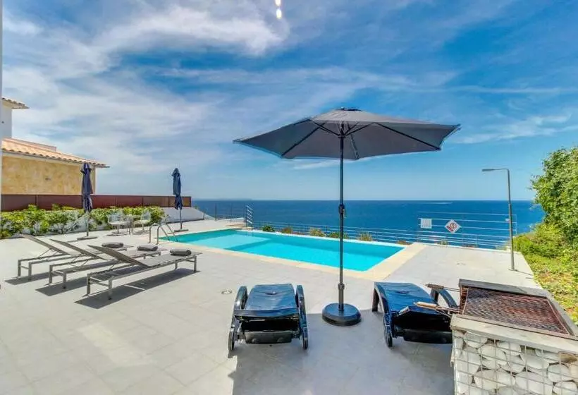 Villa Azul