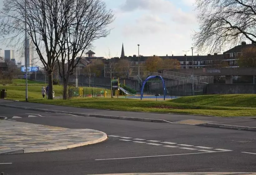 Amersham Park Apartment