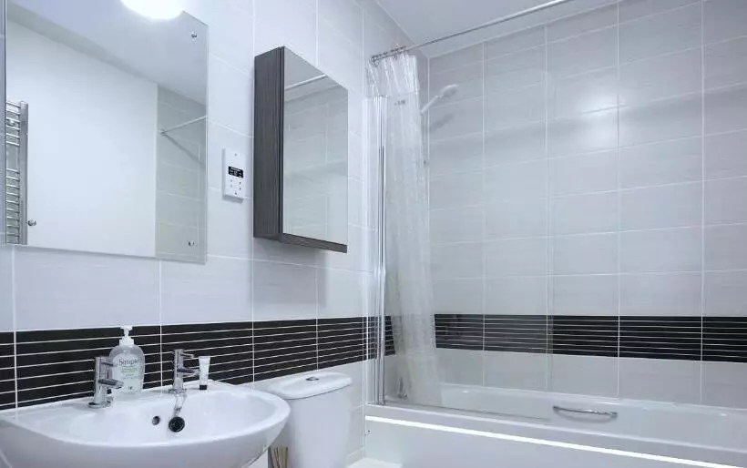 Amersham Park Apartment