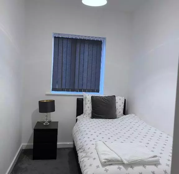 Amersham Park Apartment