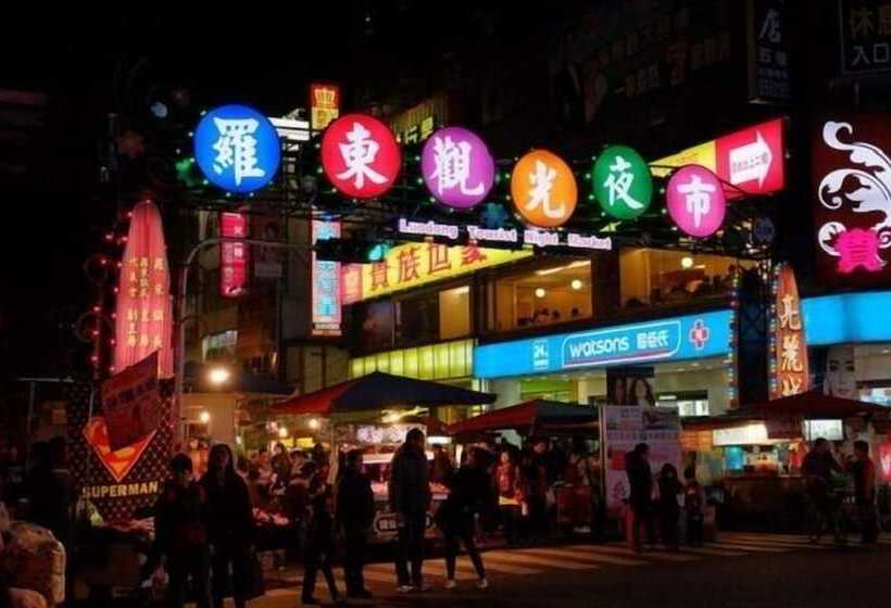 تختخواب و صبحانه Bouti Kids Bnb