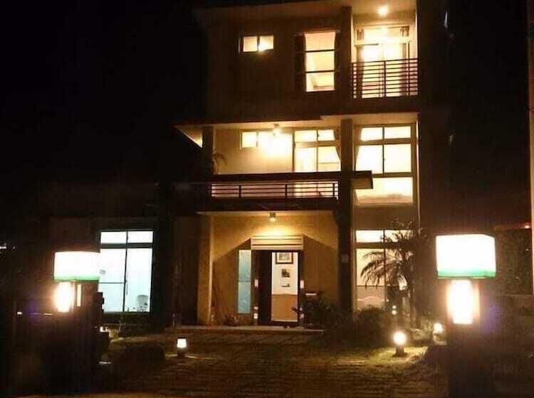 تختخواب و صبحانه Lu He Feng Homestay