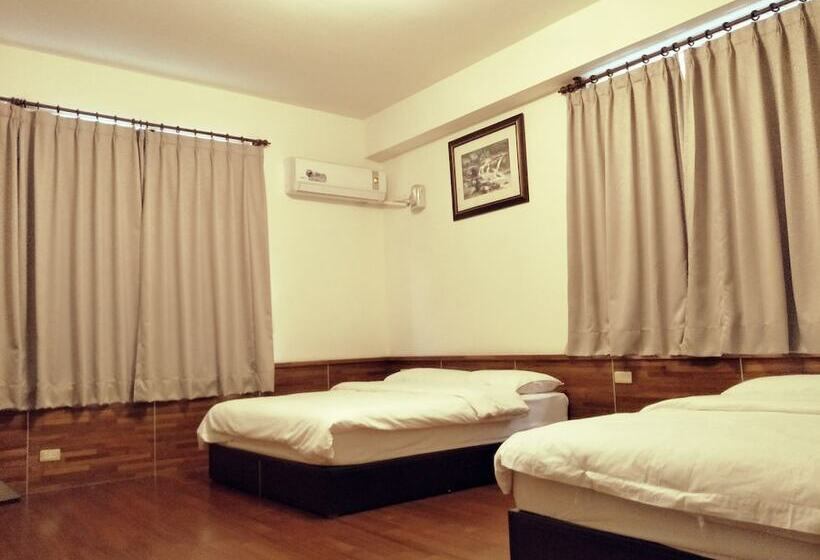 تختخواب و صبحانه Lu He Feng Homestay