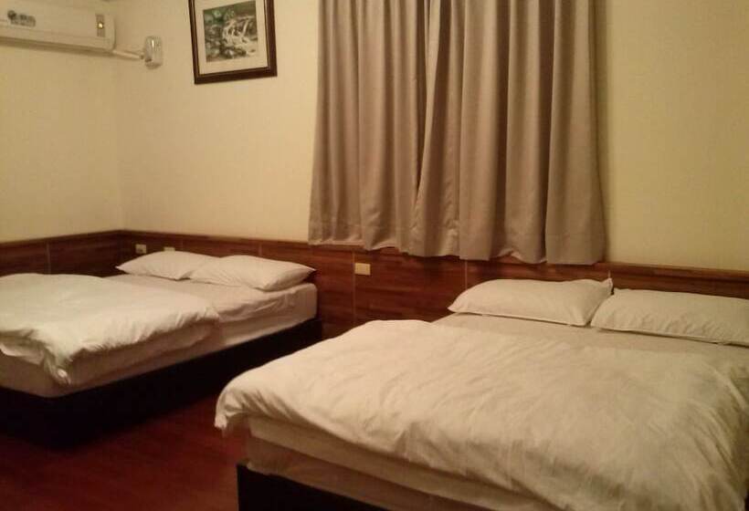 تختخواب و صبحانه Lu He Feng Homestay