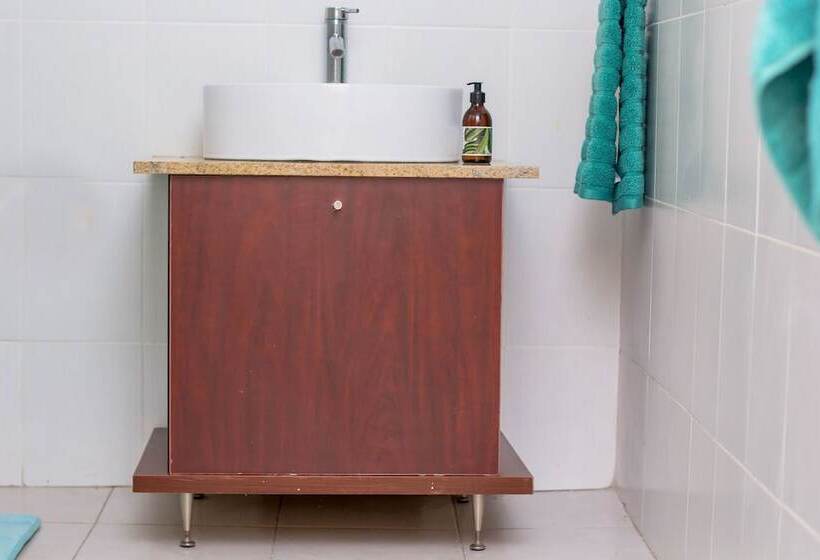 تختخواب و صبحانه Northern Studio Suite