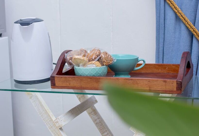 تختخواب و صبحانه Northern Studio Suite