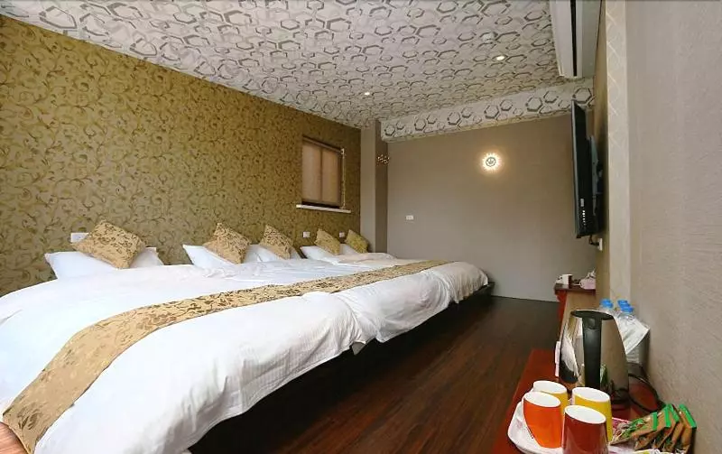 G9 Bed And Breakfast