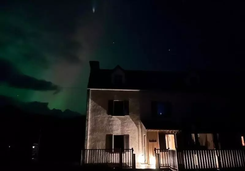 Hostelli Ceol Na Mara Guest House