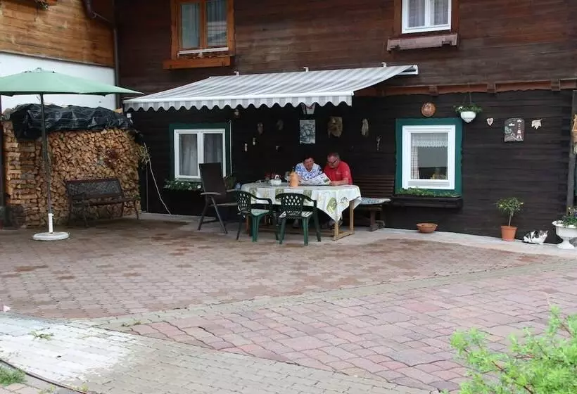 簡易ホテル Ferienhaus Peterlhaus