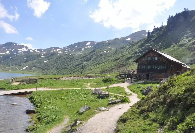 簡易ホテル Ferienhaus Peterlhaus