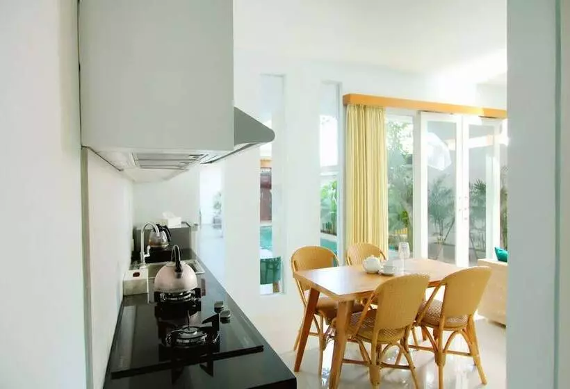 هتل Apple Suite Apartment