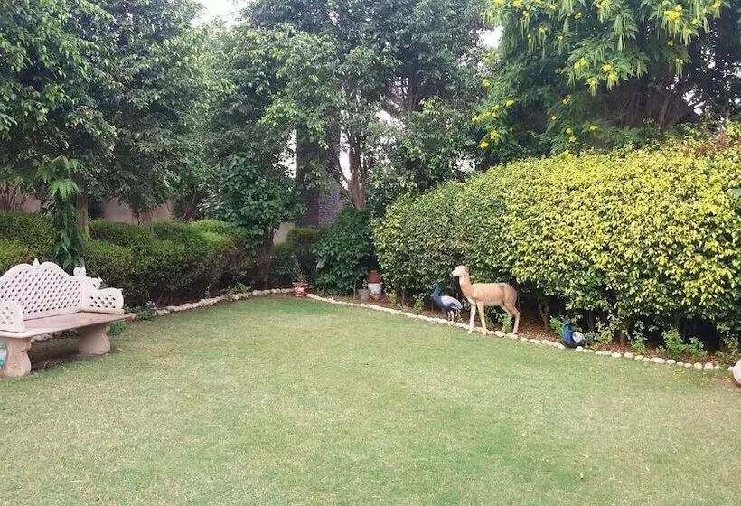 Hotel Brij View