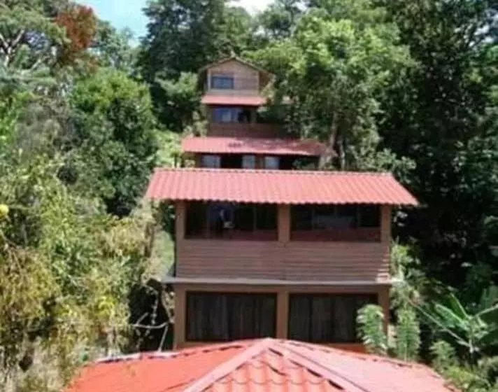 ホテル Cabanas Cascadas Encantadas