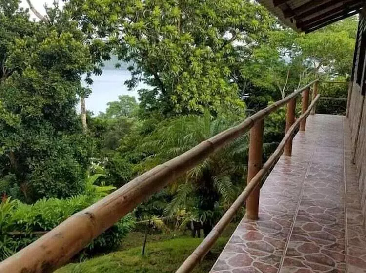 ホテル Cabanas Cascadas Encantadas