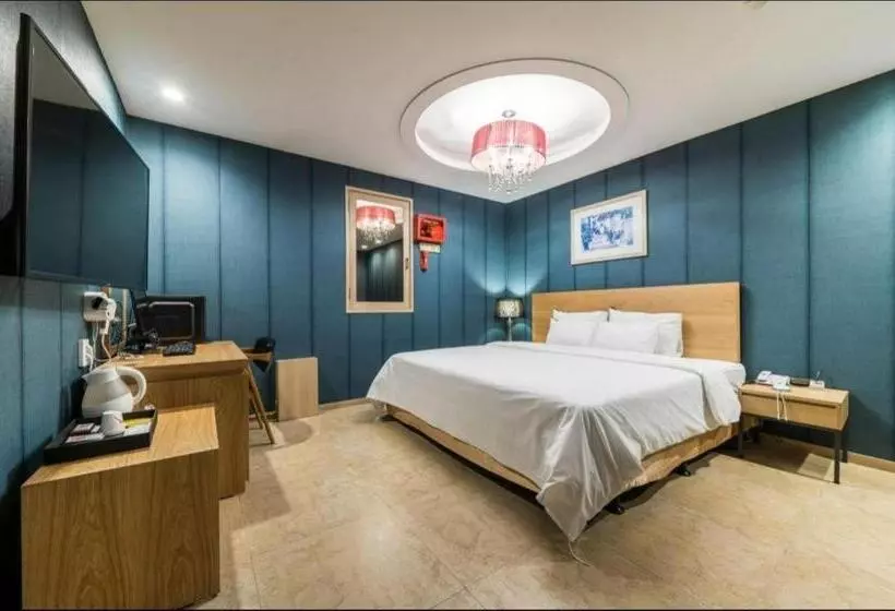 Hotelli Central Tourist