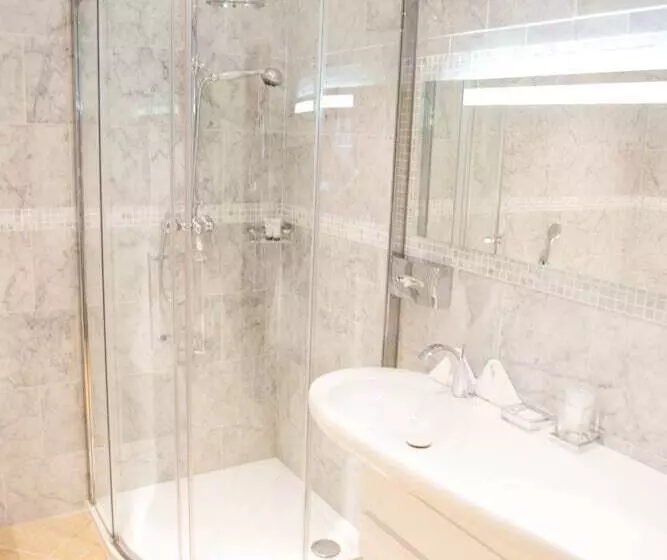 Hotelli Château Laroche Ploquin