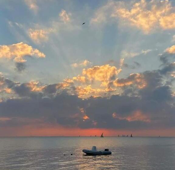 هتل Fanara Apartments Armed Forces