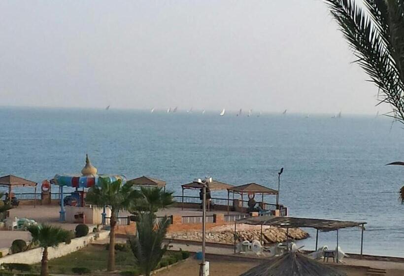 هتل Fanara Apartments Armed Forces