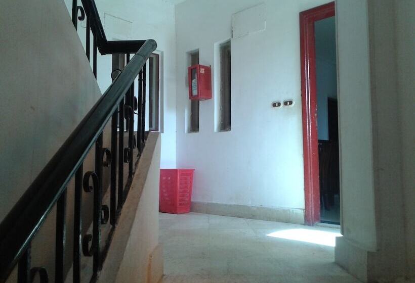 هتل Fanara Apartments Armed Forces