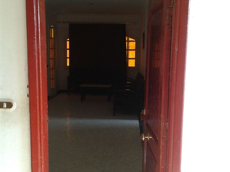 هتل Fanara Apartments Armed Forces