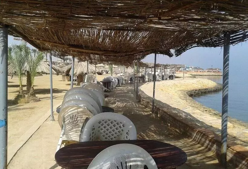هتل Fanara Apartments Armed Forces