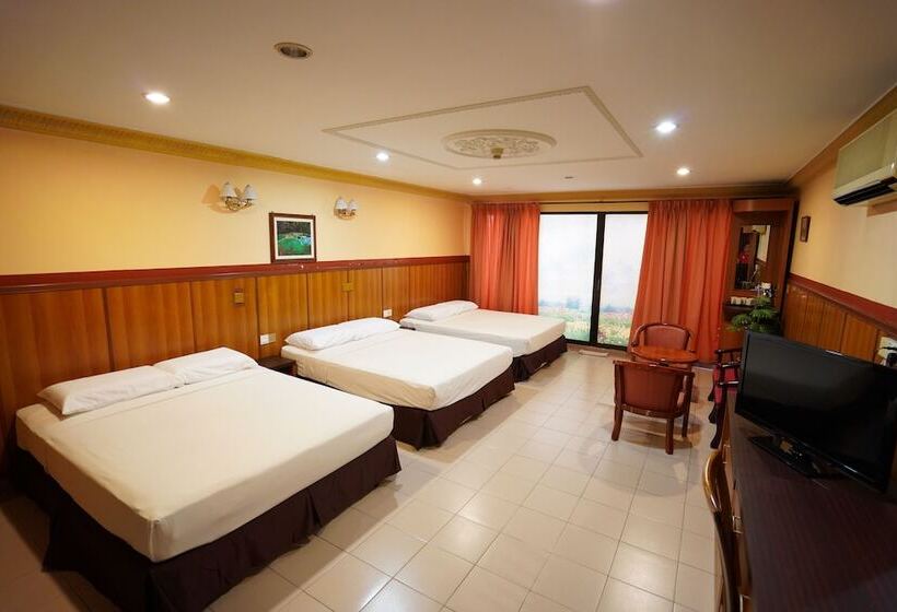 בית מלון כפרי Fullywell