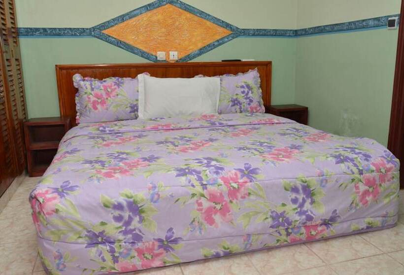 هتل International