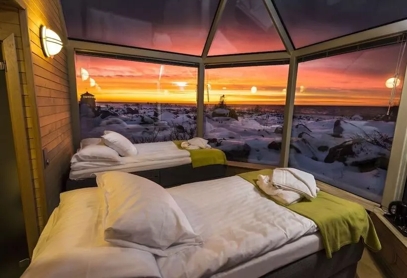 Hotelli Kalle S Inn Glass Houses