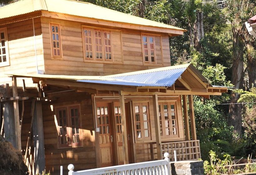 בית מלון כפרי Lilly's Valley Resort